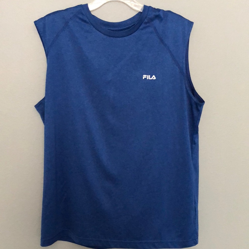 Fila  Men’s sleeveless Workout shirt SZ L Blue